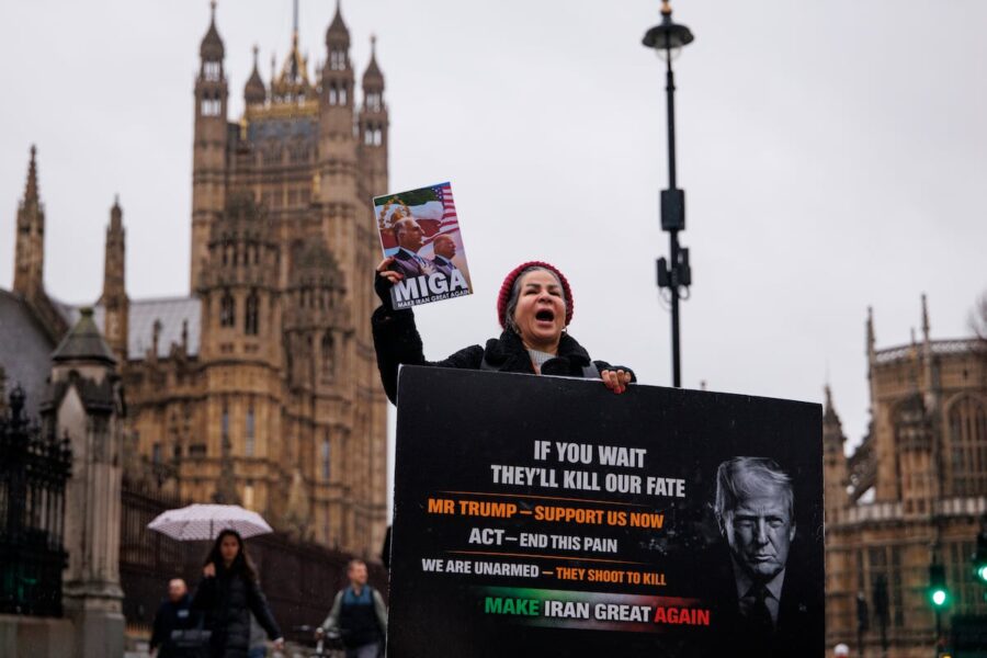 "La ayuda de Estados Unidos llega a Irán: una oferta de alivio para las protestas y un reto a la resistencia"