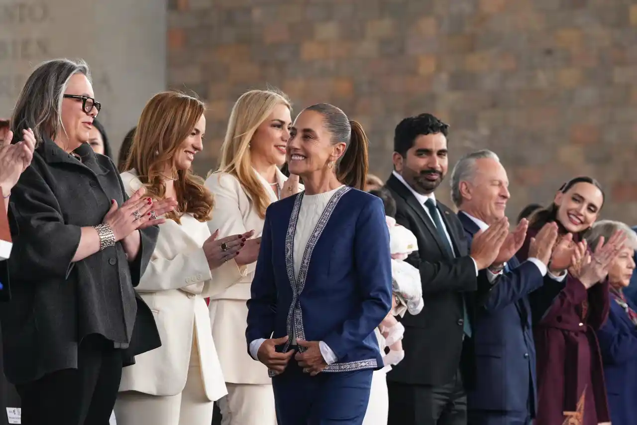 Sheinbaum llama a empresarios a fortalecer la inversión privada